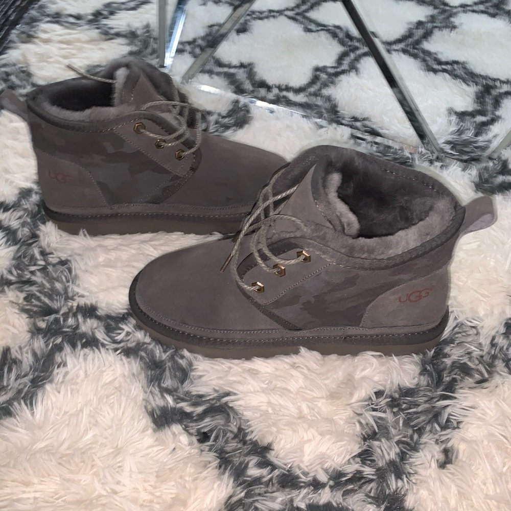 Gray Ugg Boots - image 6